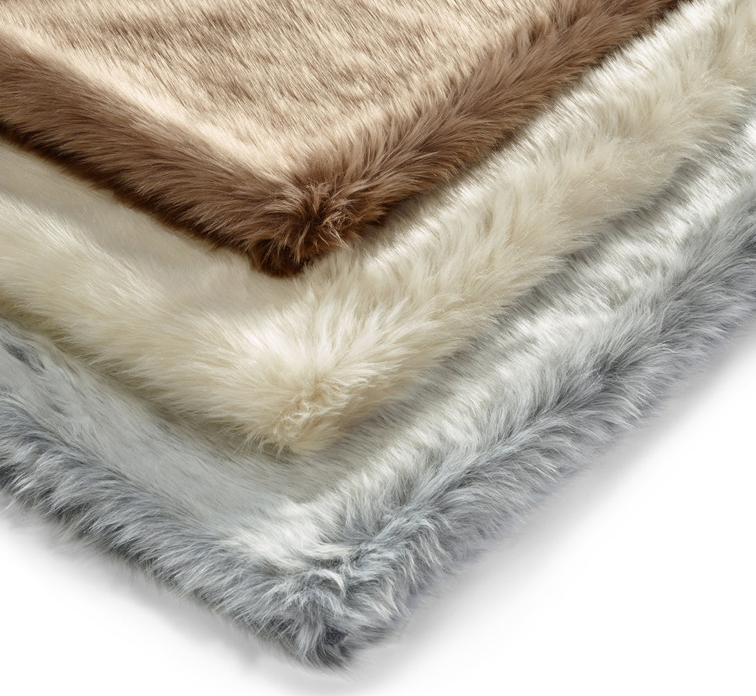 MiaCara Fluffy Dog Blanket Lana