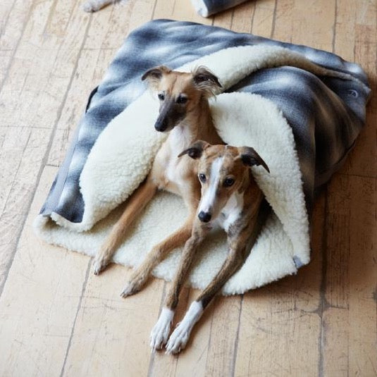 Unique comfortable dog bed